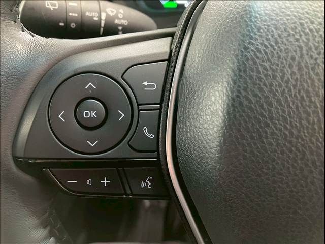 TOYOTA HARRIER HYBRID 2023 Image 31