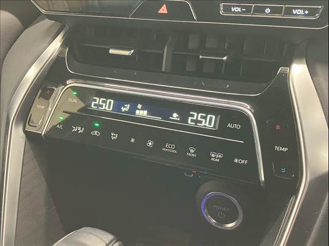 TOYOTA HARRIER HYBRID 2023 Image 31