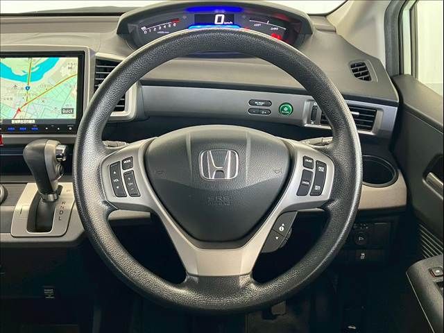 HONDA FREED HYBRID 2015 Image 31