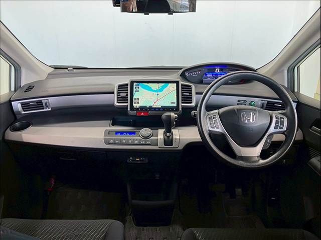 HONDA FREED HYBRID 2015 Image 31