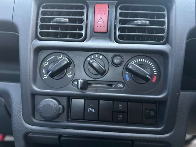 NISSAN NT100 CLIPPER 2025 Image 31