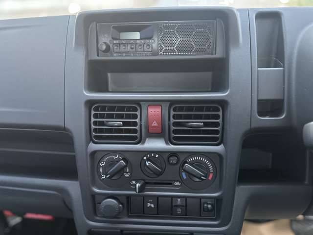 NISSAN NT100 CLIPPER 2025 Image 31