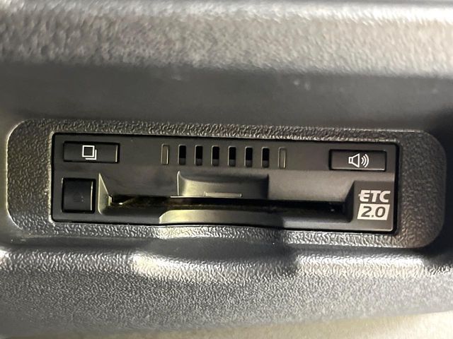 TOYOTA HIACE VAN 2WD 2021 Image 31