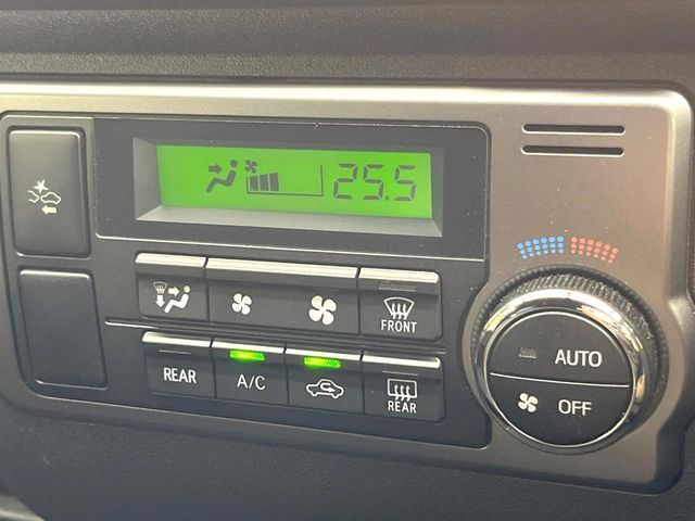 TOYOTA HIACE VAN 2WD 2021 Image 31