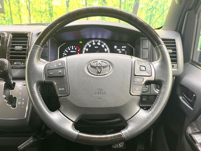 TOYOTA HIACE VAN 2WD 2021 Image 31