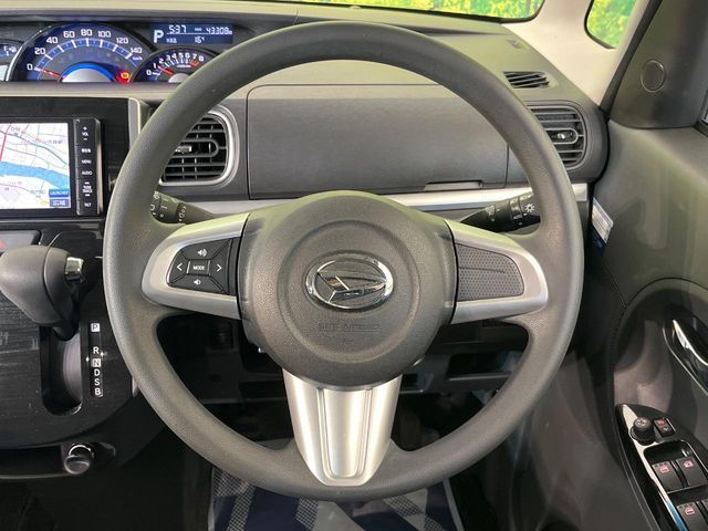 DAIHATSU TANTO CUSTOM 2015 Image 31