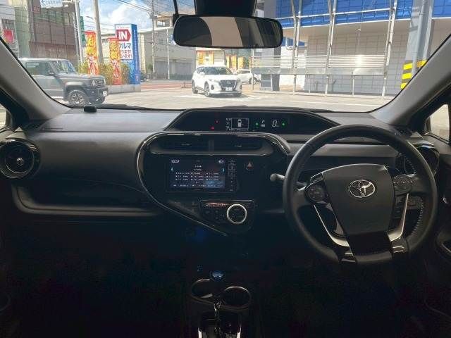 TOYOTA AQUA 2017 Image 31