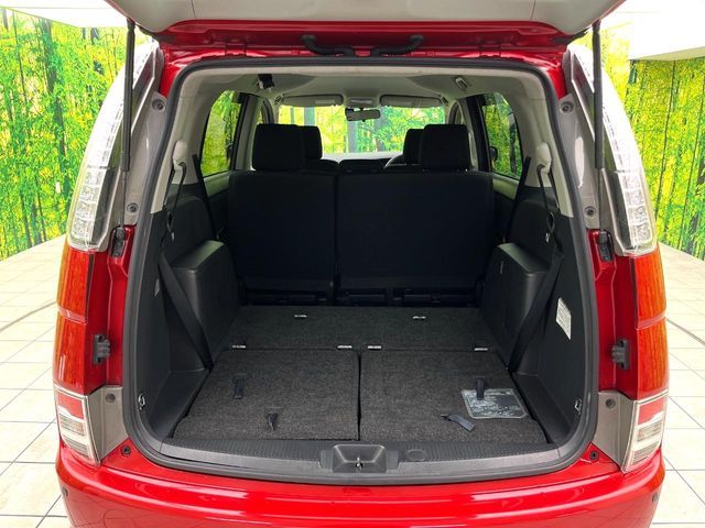 TOYOTA ISIS 2013 Image 31