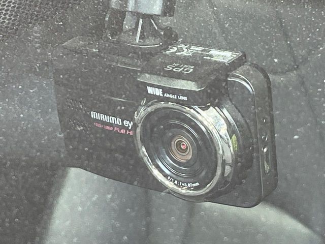 TOYOTA PRIUS 4WD 2018 Image 31