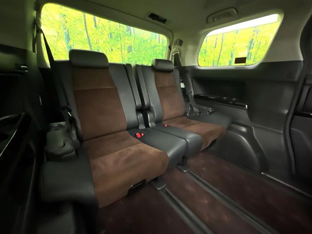 TOYOTA ALPHARD 2012 Image 31