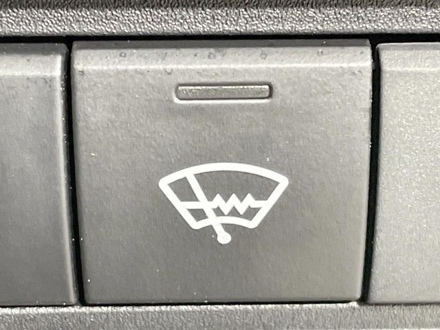 TOYOTA YARIS HYBRID 2023 Image 31