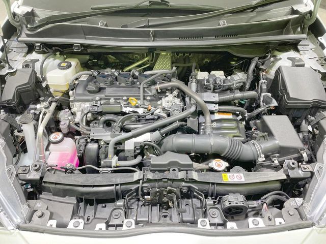 TOYOTA YARIS HYBRID 2023 Image 31