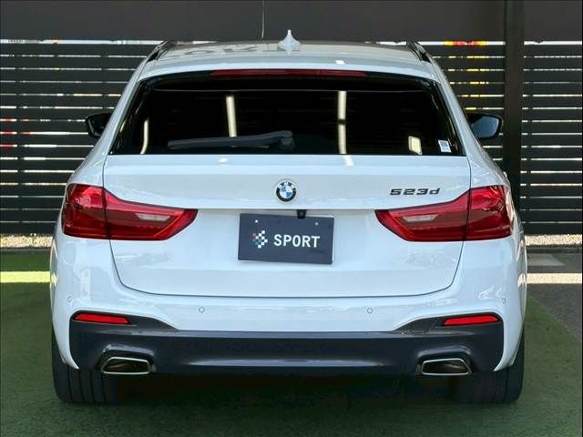 BMW 5SERIES TOURING 2019 Image 31