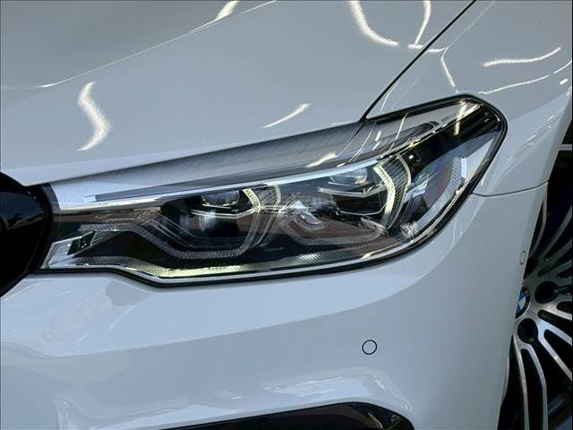 BMW 5SERIES TOURING 2019 Image 31