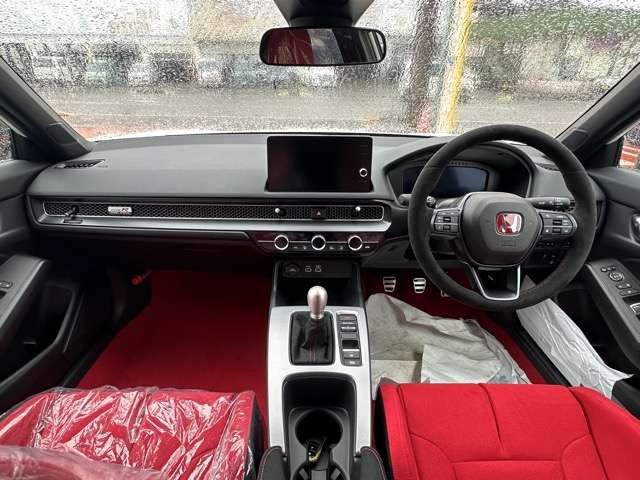 HONDA CIVIC HATCHBACK 2026 Image 31