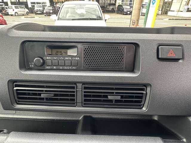 DAIHATSU HIJET TRUCK 4WD 2025 Image 31