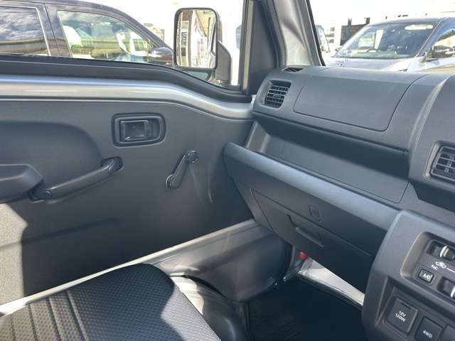 DAIHATSU HIJET TRUCK 4WD 2025 Image 31