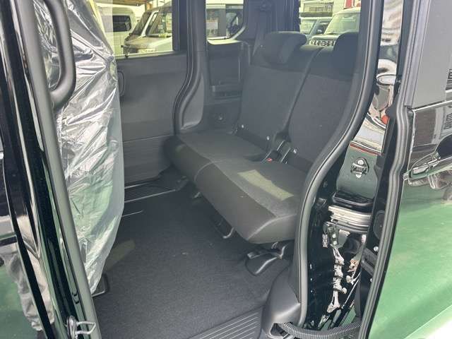 HONDA N BOX CUSTOM 2026 Image 31