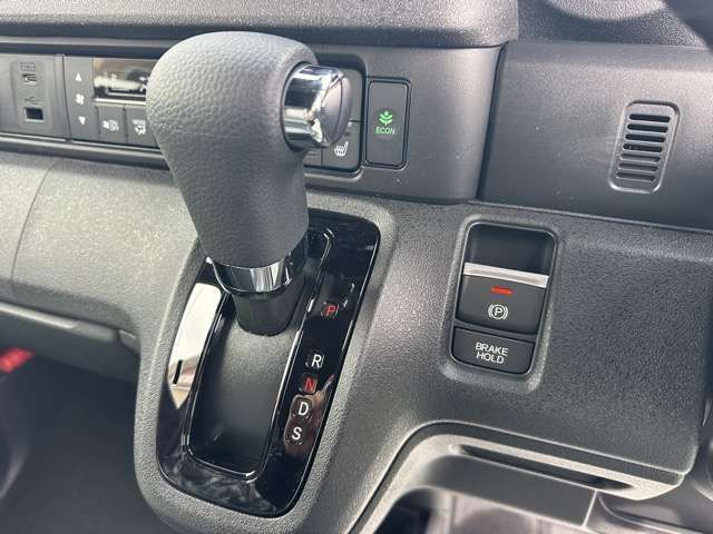 HONDA N BOX CUSTOM 2026 Image 31