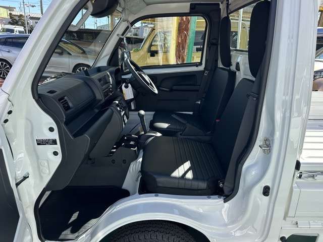 DAIHATSU HIJET TRUCK 4WD 2025 Image 31