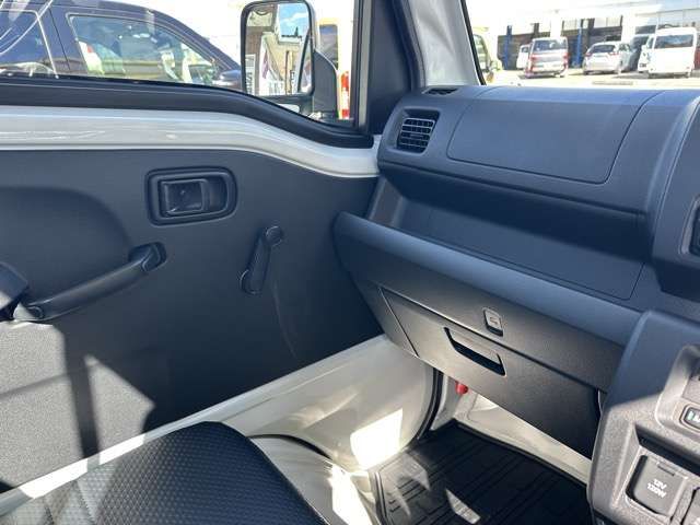 DAIHATSU HIJET TRUCK 4WD 2025 Image 31