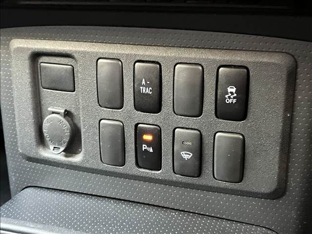 TOYOTA FJ CRUISER 4WD 2013 Image 31