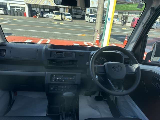 DAIHATSU HIJET TRUCK 4WD 2025 Image 31