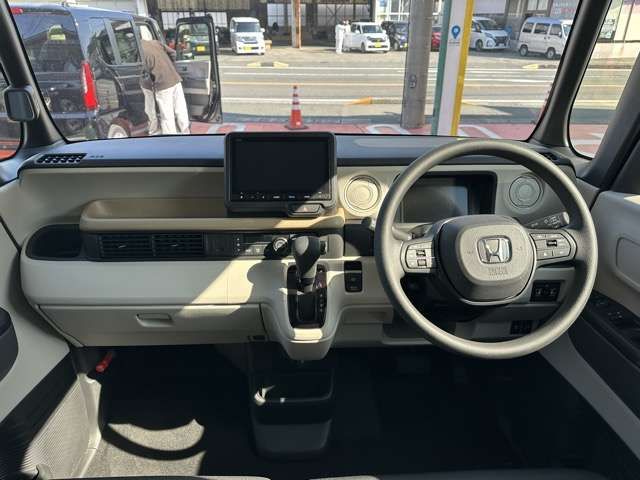 HONDA N BOX 2025 Image 31