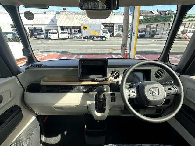 HONDA N BOX 2025 Image 31