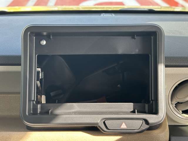 HONDA N BOX 2025 Image 31