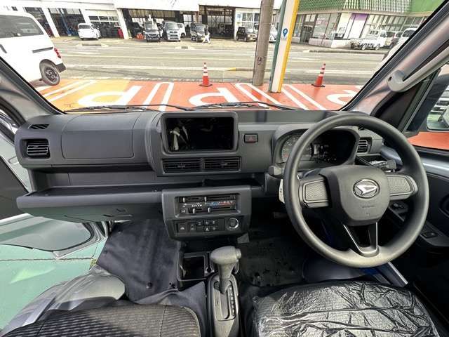 DAIHATSU HIJET TRUCK 4WD 2025 Image 31