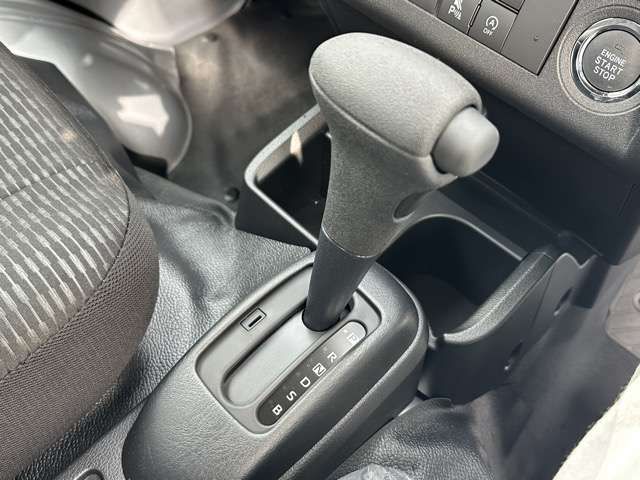 DAIHATSU HIJET TRUCK 4WD 2025 Image 31