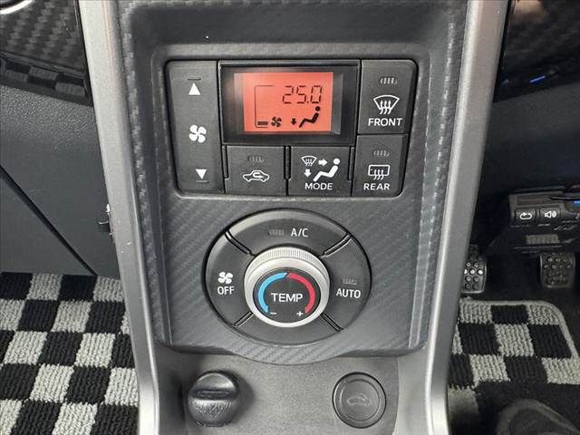 DAIHATSU COPEN 2014 Image 31