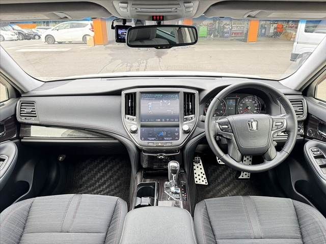 TOYOTA CROWN SEDAN 2015 Image 31