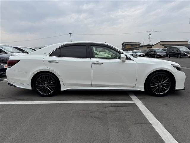 TOYOTA CROWN SEDAN 2015 Image 31