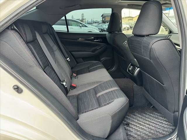 TOYOTA CROWN SEDAN 2015 Image 31