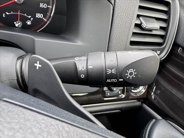 TOYOTA CROWN SEDAN 2015 Image 31