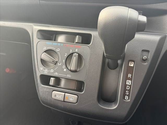 DAIHATSU MIRA E:S 2020 Image 31