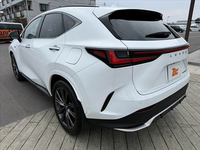 TOYOTA LEXUS NX350H 2024 Image 31
