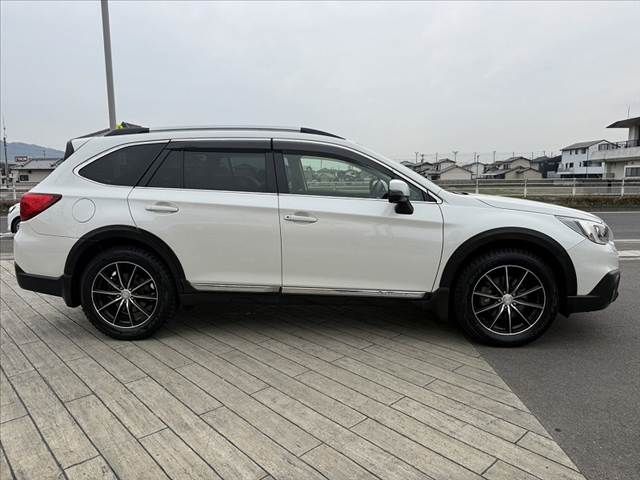 SUBARU LEGACY OUTBACK 2017 Image 31