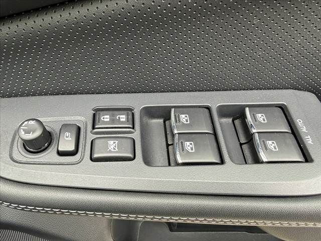 SUBARU LEGACY OUTBACK 2017 Image 31