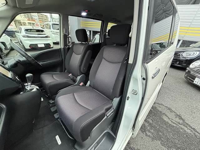 NISSAN SERENA  WG 2011 Image 31