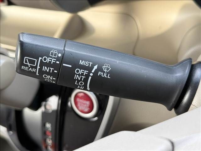 HONDA N BOX 2012 Image 31