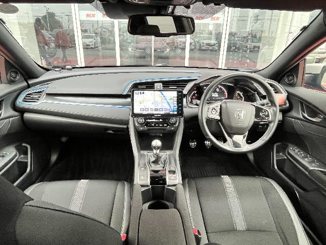 HONDA CIVIC HATCHBACK 2020 Image 31