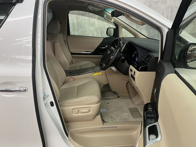 TOYOTA ALPHARD 2012 Image 31