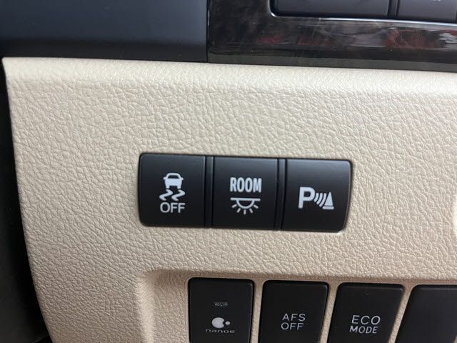 TOYOTA ALPHARD 2012 Image 31