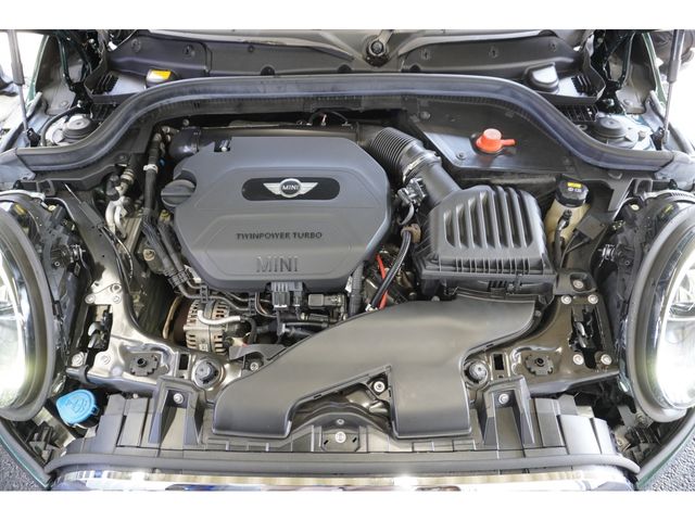 BMW MINI COOPER D 2018 Image 31