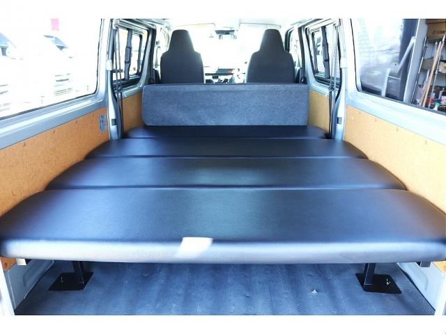 TOYOTA HIACE VAN 1.25T 2WD 2021 Image 31