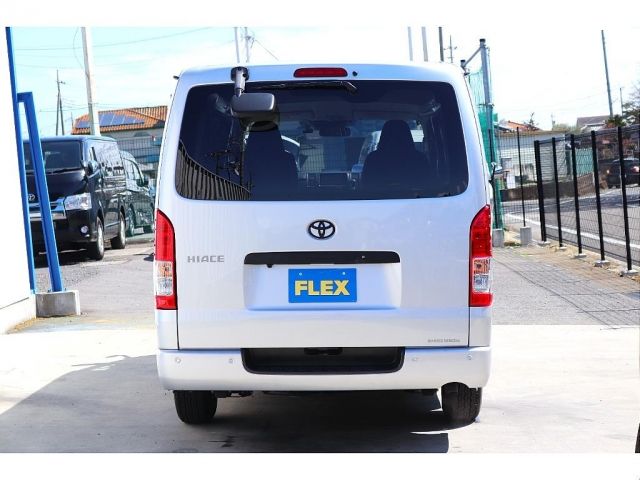 TOYOTA HIACE VAN 1.25T 2WD 2021 Image 31