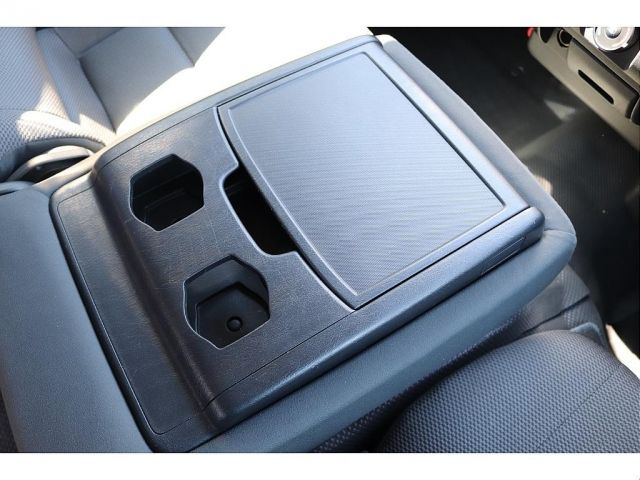 TOYOTA HIACE VAN 1.25T 2WD 2021 Image 31